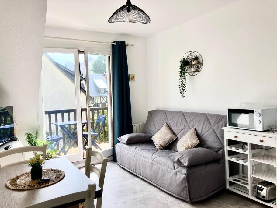 Cabourg, Appartement T2 Acces Direct Mer מראה חיצוני תמונה