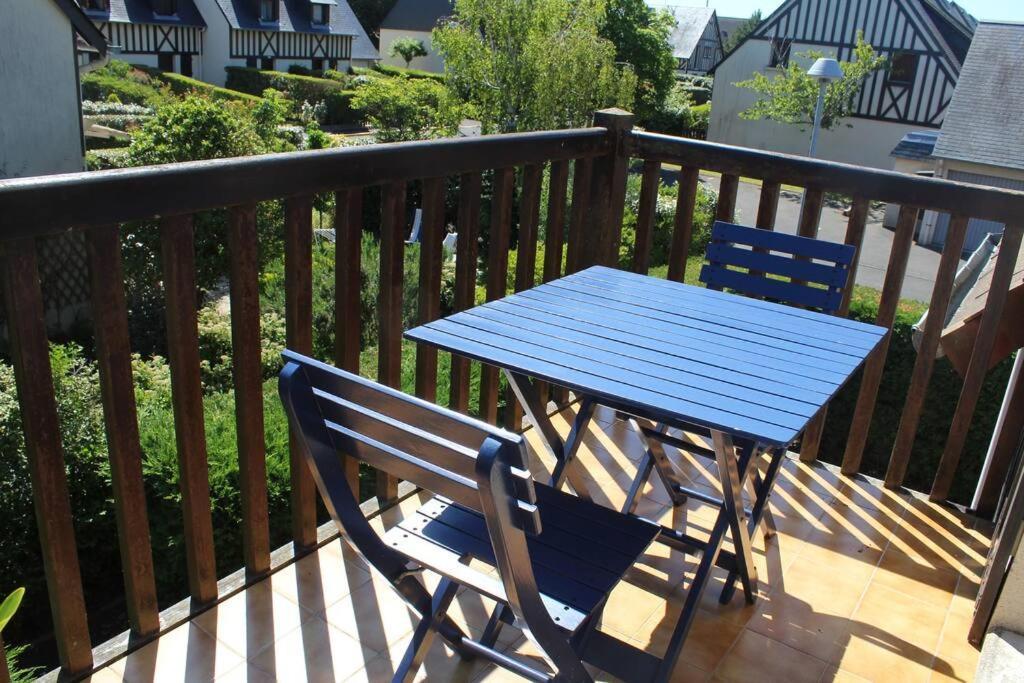 Cabourg, Appartement T2 Acces Direct Mer מראה חיצוני תמונה