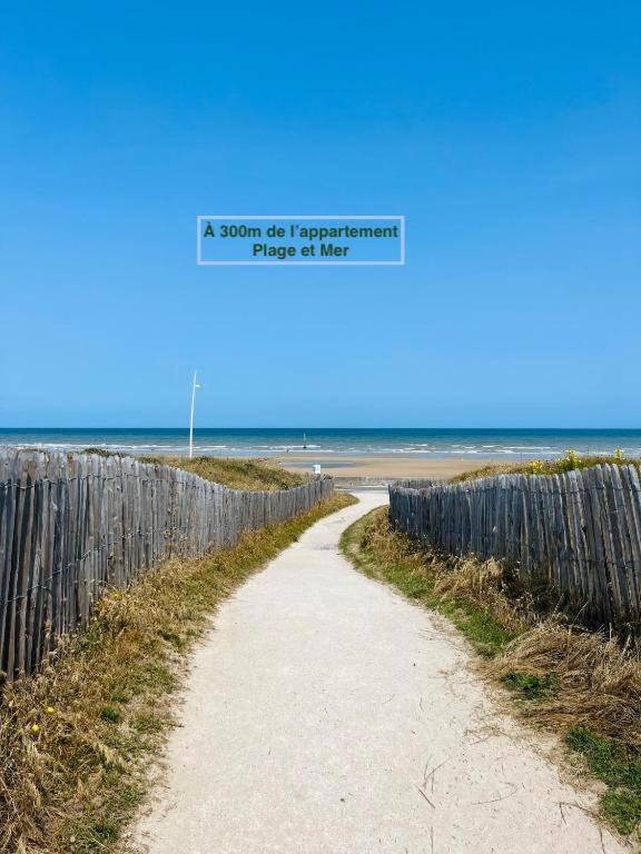 Cabourg, Appartement T2 Acces Direct Mer מראה חיצוני תמונה